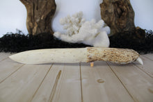 Load image into Gallery viewer, Handmade Alligator Jawbone Knife (11”-12”)