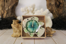Load image into Gallery viewer, Ceramic Fish Flower Candle