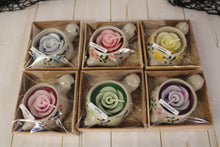 Load image into Gallery viewer, Ceramic Turtle Flower Candle