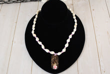 Load image into Gallery viewer, Nassa Shell Coconut Flip Flop Necklace
