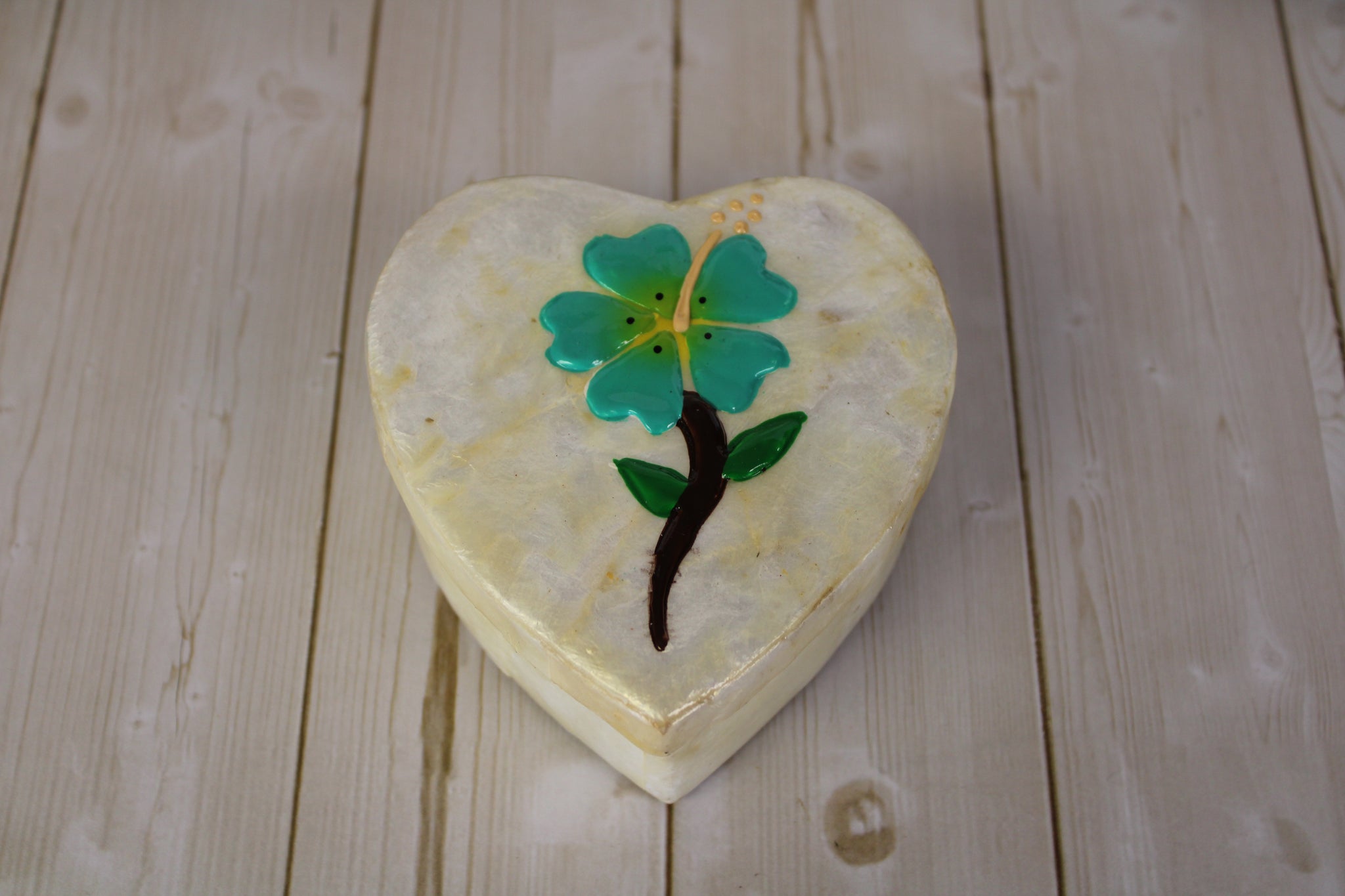 Capiz Shell Heart Shape Capiz Heart Shell Box w/ Flower – Beach Bum Seashells