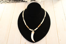 Load image into Gallery viewer, Shell Tooth Necklace
